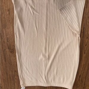 Old Navy Cream Pencil Skirt